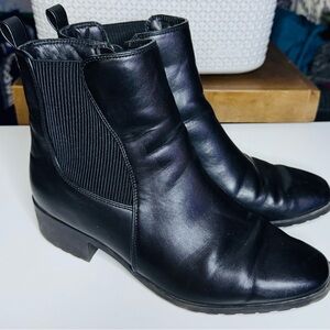 Anne Klein Black Leather Ankle Boots